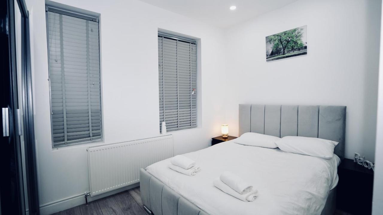 E2M Stays Lovely Apt Close To Ilford Station With Free Parking Экстерьер фото